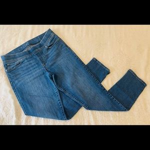 Levi’s pull-on jeggings